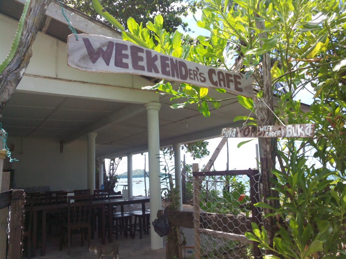 Pandan Beach Homestay Kampong Pandan Esterno foto