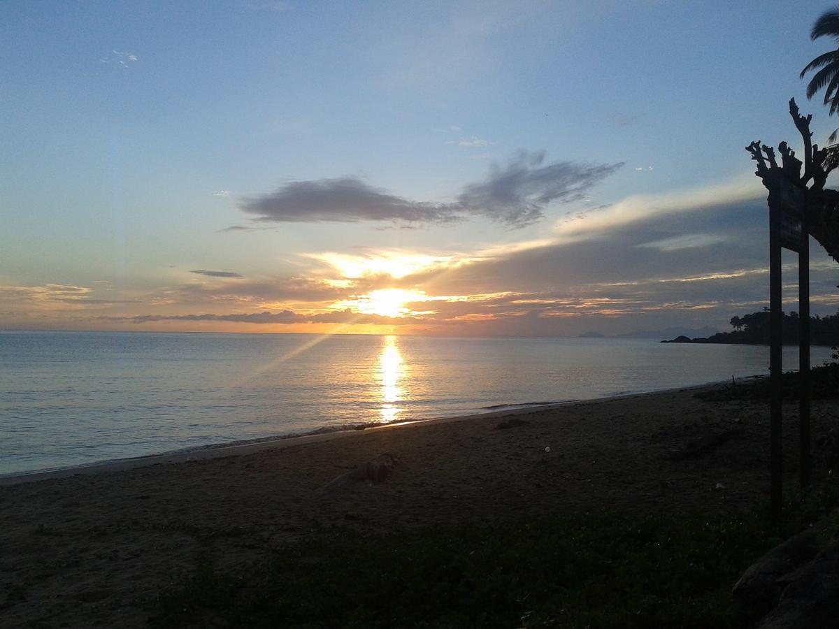 Pandan Beach Homestay Kampong Pandan Esterno foto