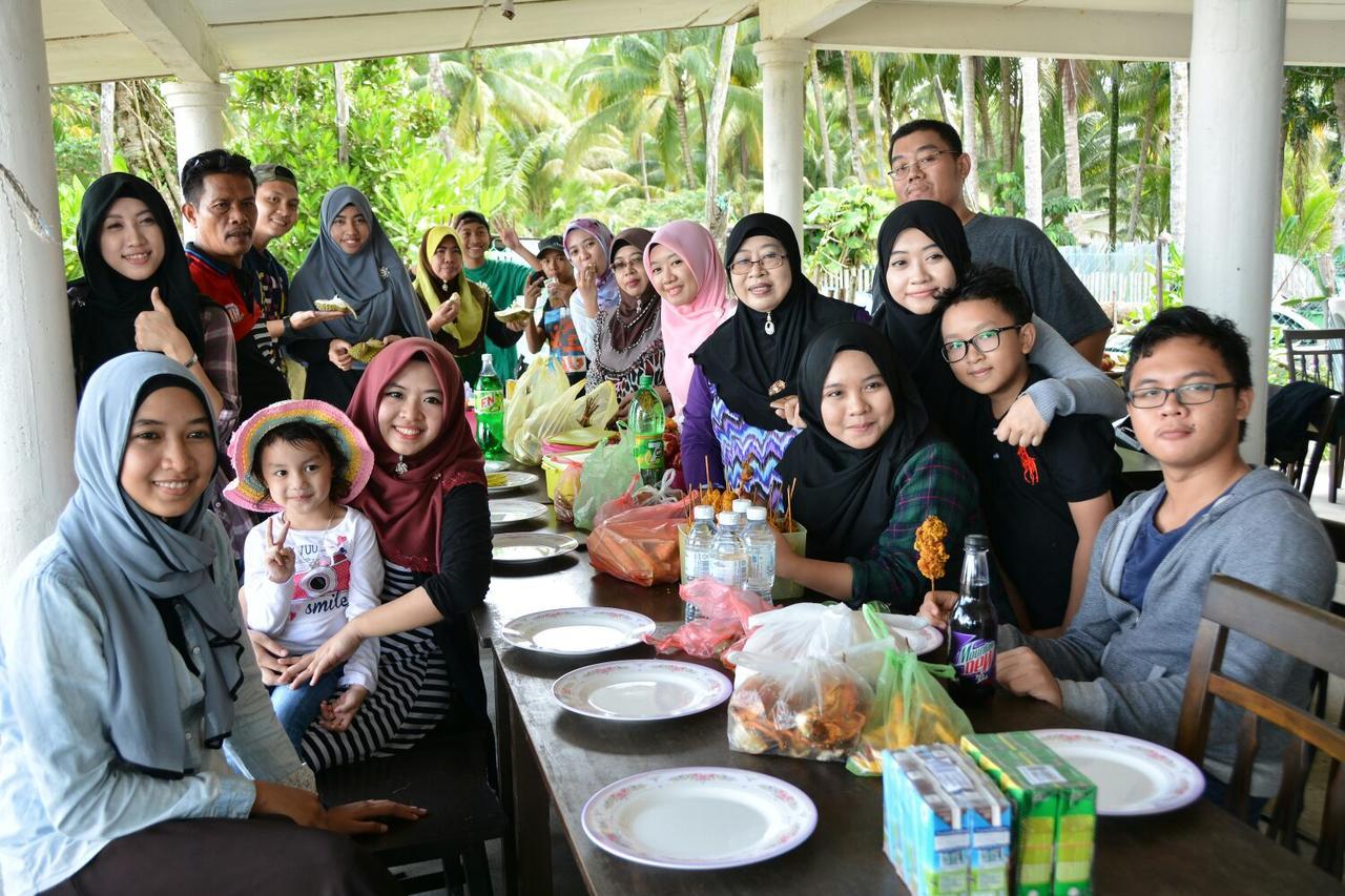 Pandan Beach Homestay Kampong Pandan Esterno foto
